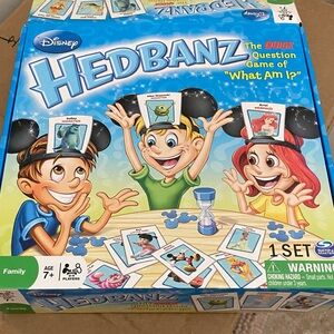 Disney Hedbanz Quick Question Game - Blue and Green